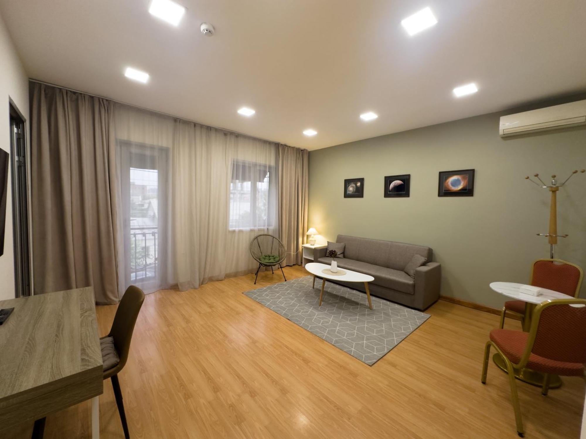Rest Apartments By Nava Hotel Erivan Dış mekan fotoğraf